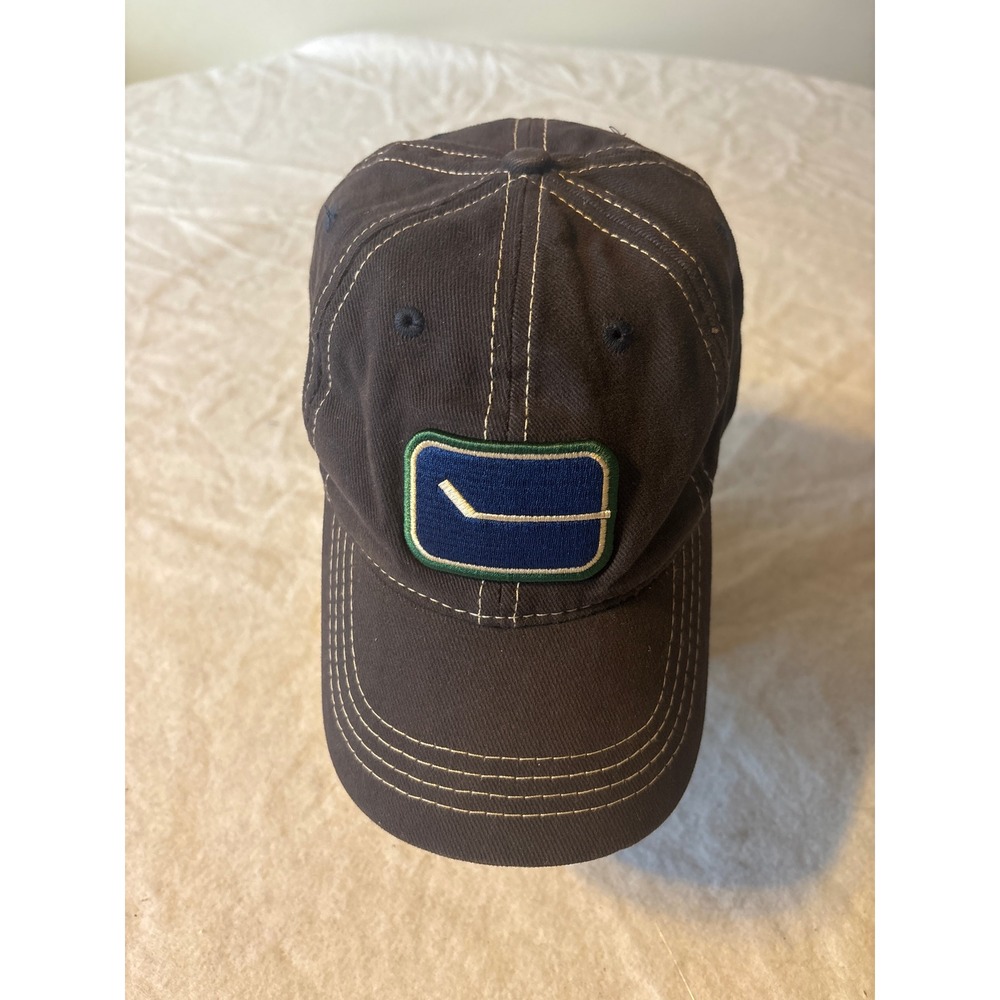 Roger Edwards Vancouver Canucks Hat Mens OSFA Navy Blue  NHL Hockey Cap